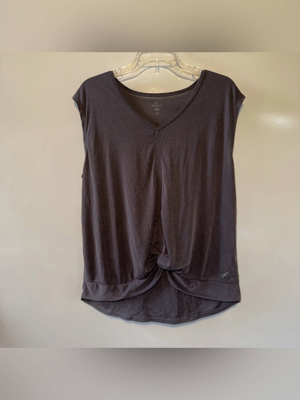 Freely Gray Knot Front Short Sleeve Women's T-Shirt XL Activewear Casual Comfort